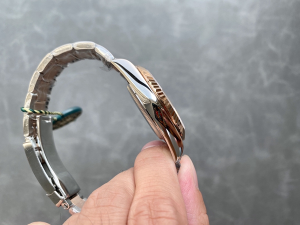 激安ロレックス内部構造